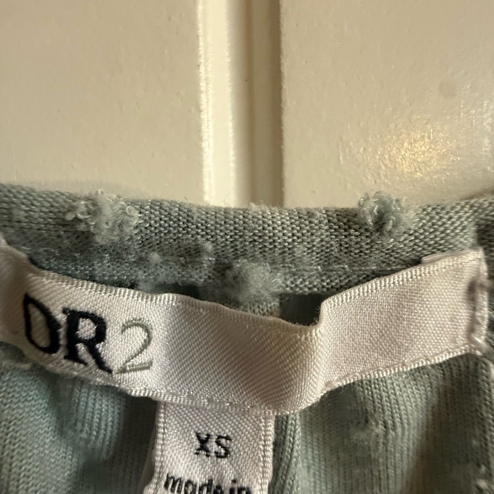 DR2 Green Ruffled Relaxed Blouse - Picture 2 of 2